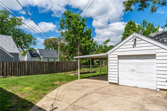 1015 Croyden Drive, Dayton, OH 45420