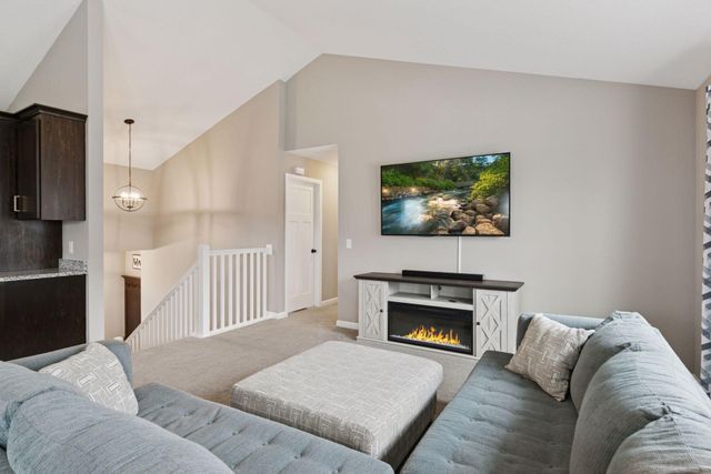 27671 Oxford Lane, Elko New Market, MN 55020