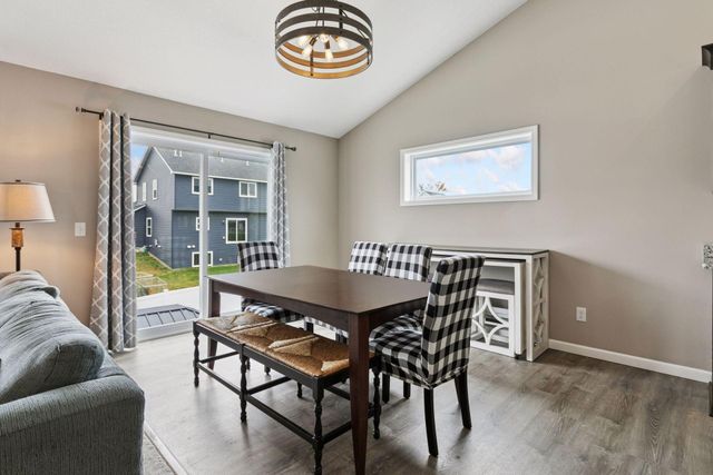 27671 Oxford Lane, Elko New Market, MN 55020