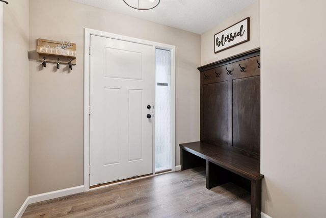 27671 Oxford Lane, Elko New Market, MN 55020