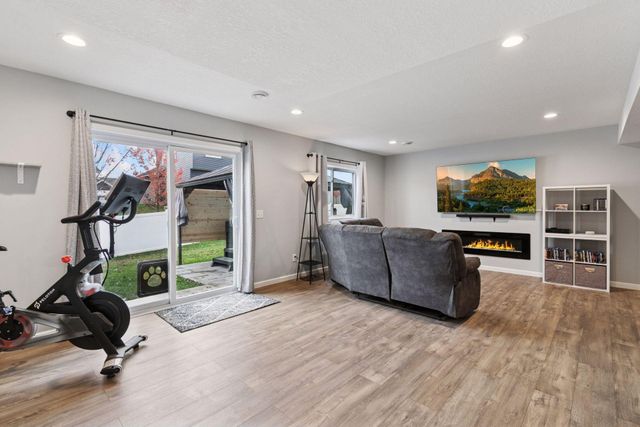 27671 Oxford Lane, Elko New Market, MN 55020