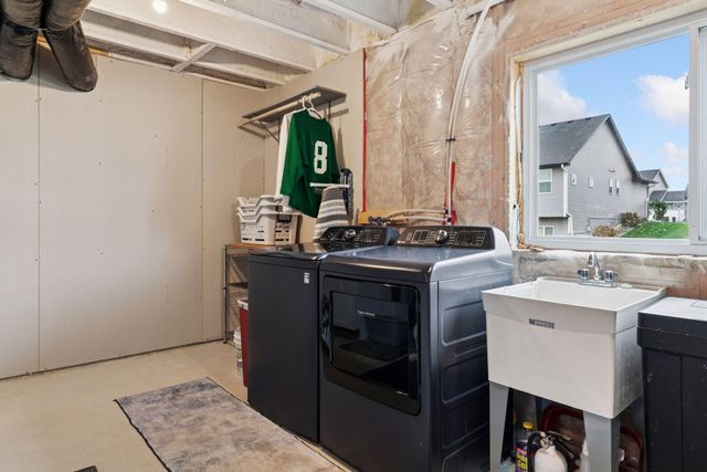 27671 Oxford Lane, Elko New Market, MN 55020