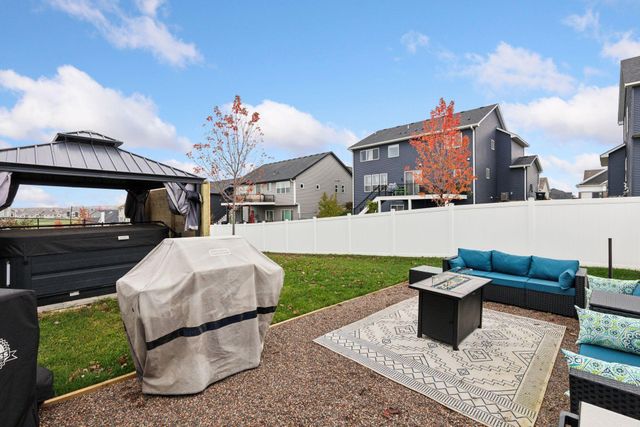 27671 Oxford Lane, Elko New Market, MN 55020