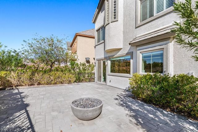 9161 Tudor Park Place, Las Vegas, NV 89145