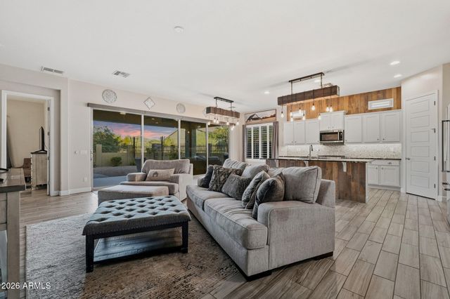 3249 N 69TH Place, Mesa, AZ 85207
