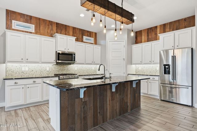 3249 N 69TH Place, Mesa, AZ 85207