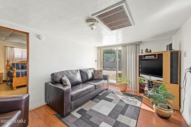 3710 S 14th Avenue, Tucson, AZ 85713