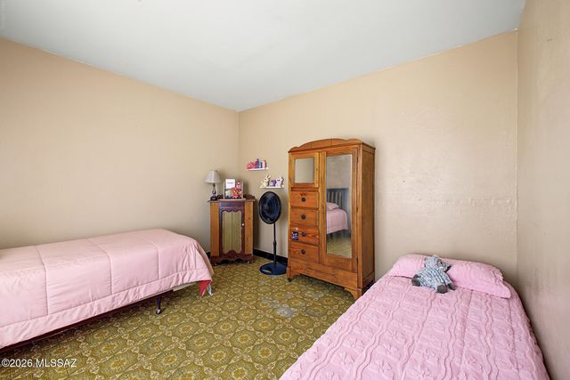 3710 S 14th Avenue, Tucson, AZ 85713