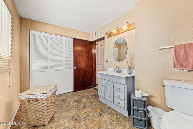 3710 S 14th Avenue, Tucson, AZ 85713