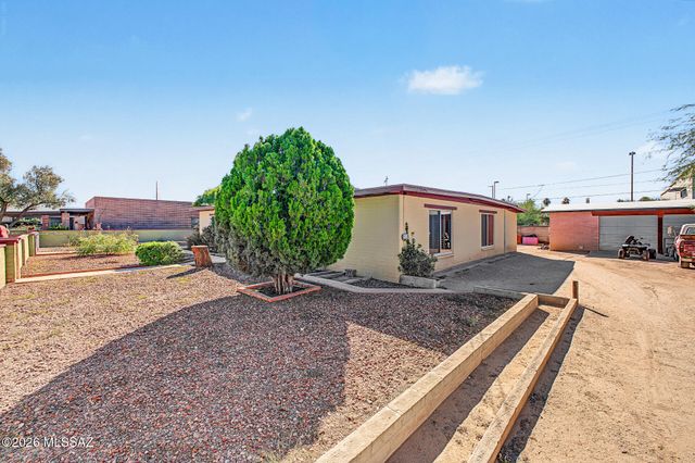 3710 S 14th Avenue, Tucson, AZ 85713