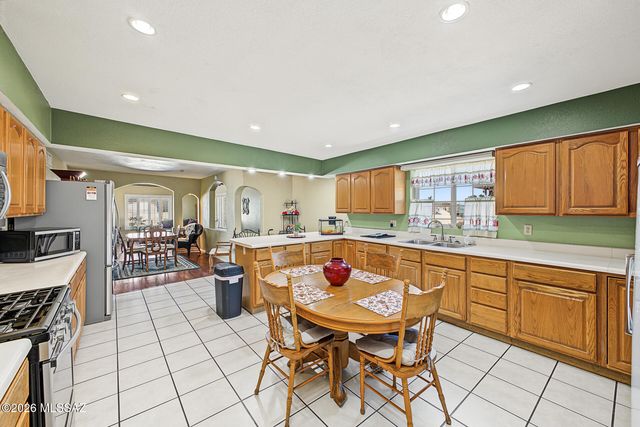 3710 S 14th Avenue, Tucson, AZ 85713
