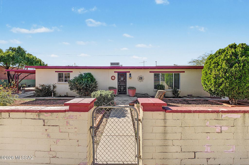 3710 S 14th Avenue, Tucson, AZ 85713