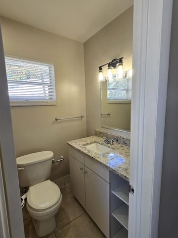 581 NE 34th Court A, Oakland Park, FL 33334