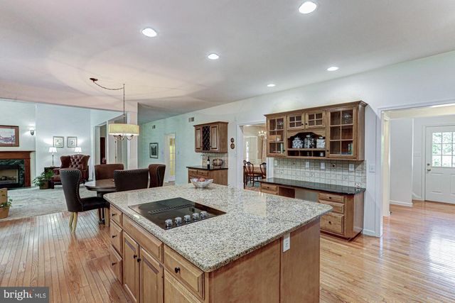 312 DAWNWOOD DR, Landenberg, PA 19350