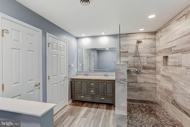 312 DAWNWOOD DR, Landenberg, PA 19350