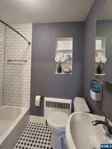 777 Washington Avenue, Twp Of Washington, NJ 07676