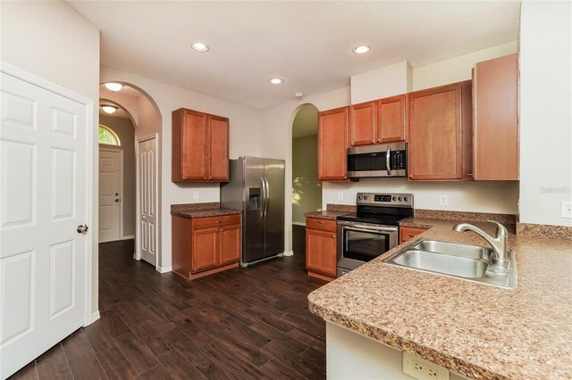 3610 BENERAID STREET, Land O Lakes, FL 34638