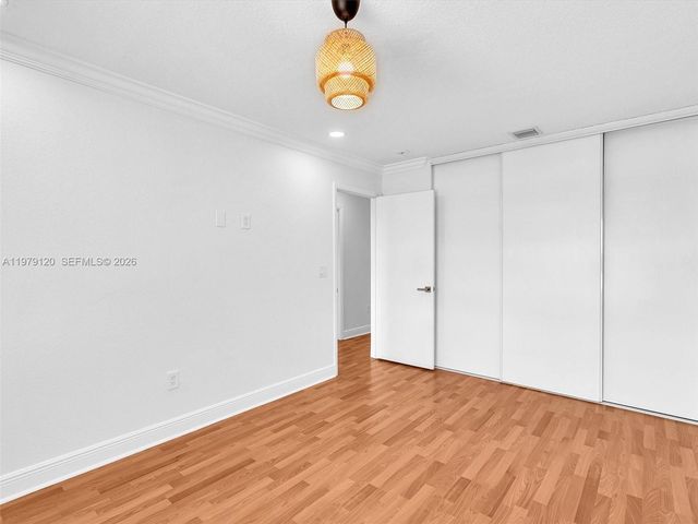 15363 NW 14th Rd, Pembroke Pines, FL 33028