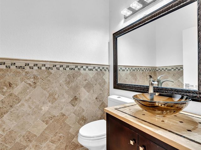 15363 NW 14th Rd, Pembroke Pines, FL 33028