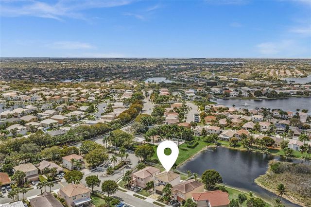 15363 NW 14th Rd, Pembroke Pines, FL 33028