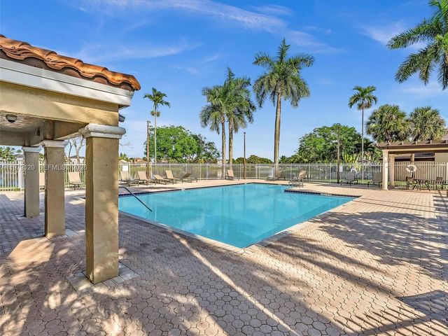 15363 NW 14th Rd, Pembroke Pines, FL 33028