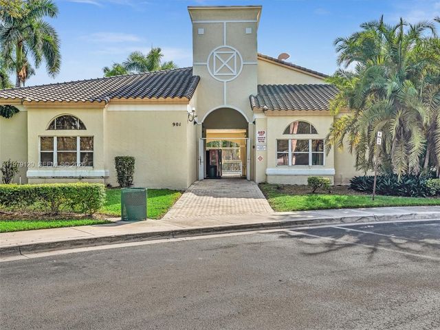 15363 NW 14th Rd, Pembroke Pines, FL 33028