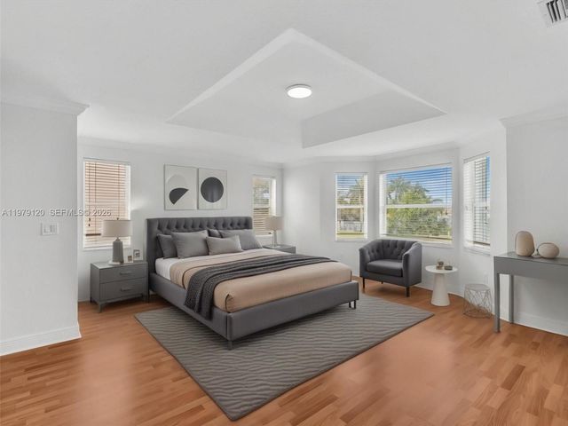 15363 NW 14th Rd, Pembroke Pines, FL 33028