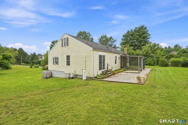 107 Town Farm Road, Farmington, CT 06032