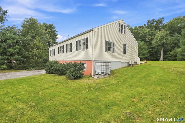 107 Town Farm Road, Farmington, CT 06032