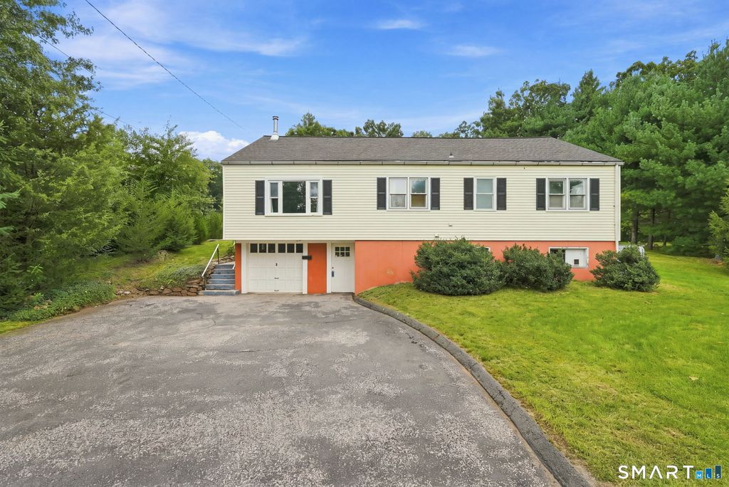 107 Town Farm Road, Farmington, CT 06032