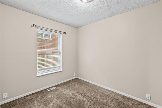 7036 Idaho Avenue, Hammond, IN 46323