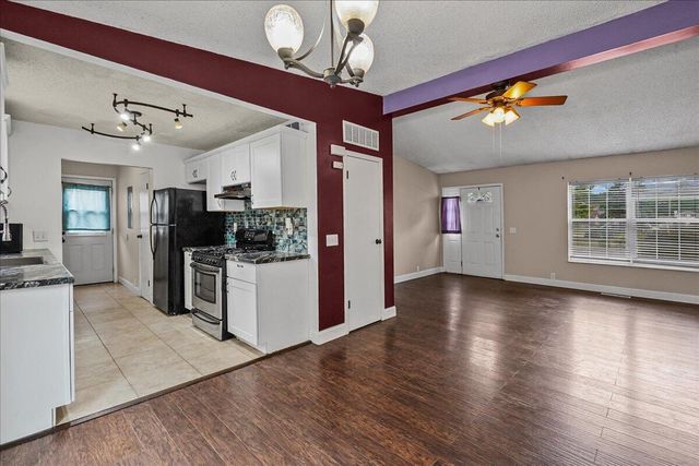 7036 Idaho Avenue, Hammond, IN 46323