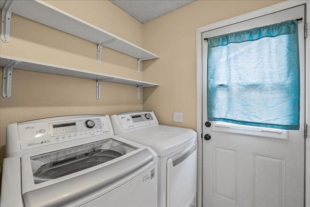 7036 Idaho Avenue, Hammond, IN 46323