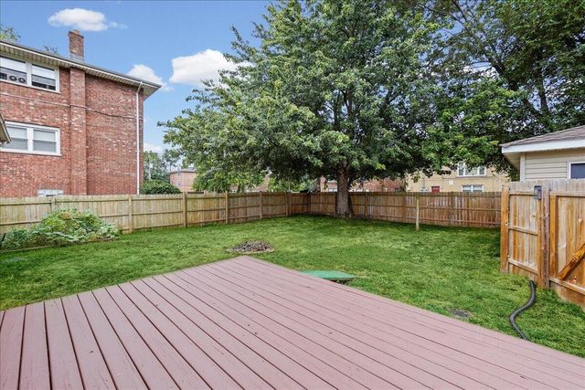 7036 Idaho Avenue, Hammond, IN 46323