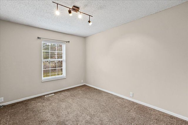 7036 Idaho Avenue, Hammond, IN 46323