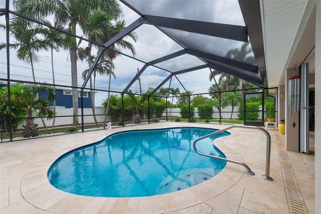 7759 CARVER COURT, Seminole, FL 33772