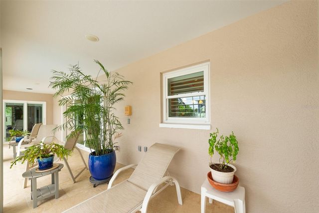 7759 CARVER COURT, Seminole, FL 33772