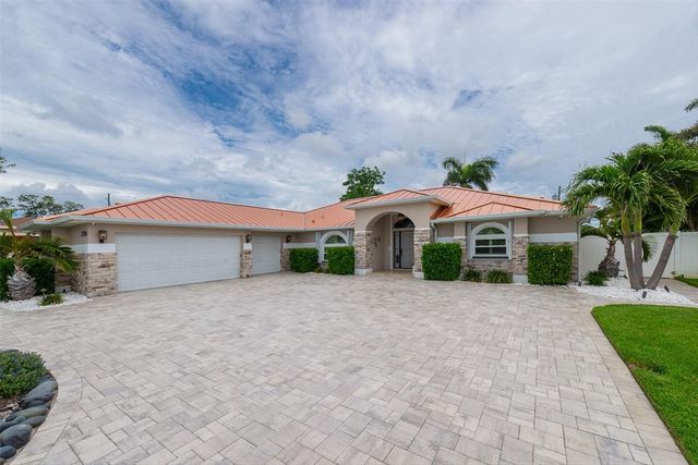 7759 CARVER COURT, Seminole, FL 33772