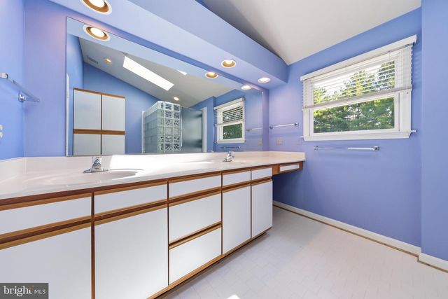 6101 FIELDCREST DR, Frederick, MD 21701