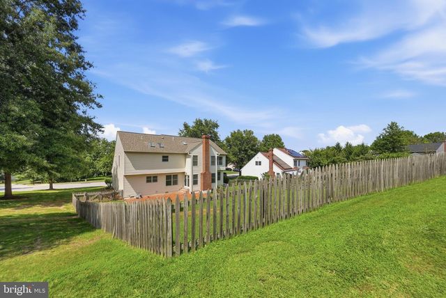 6101 FIELDCREST DR, Frederick, MD 21701