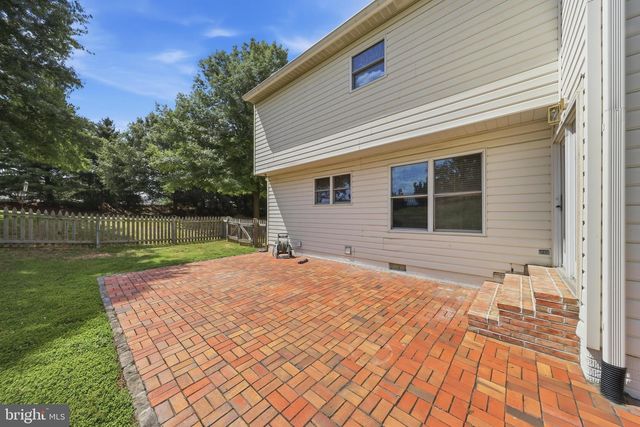 6101 FIELDCREST DR, Frederick, MD 21701