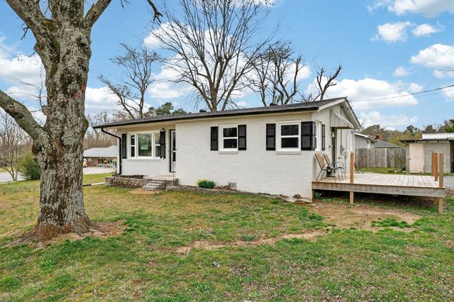 2749 Huntsville Hwy, Fayetteville, TN 37334