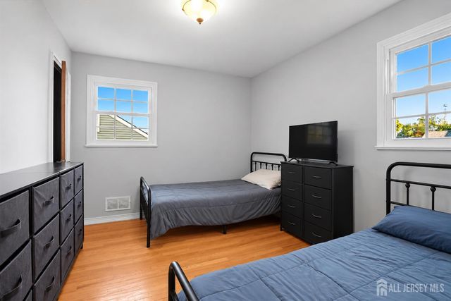 153 Whitman Avenue, Edison, NJ 08817