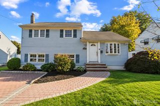 153 Whitman Avenue, Edison, NJ 08817