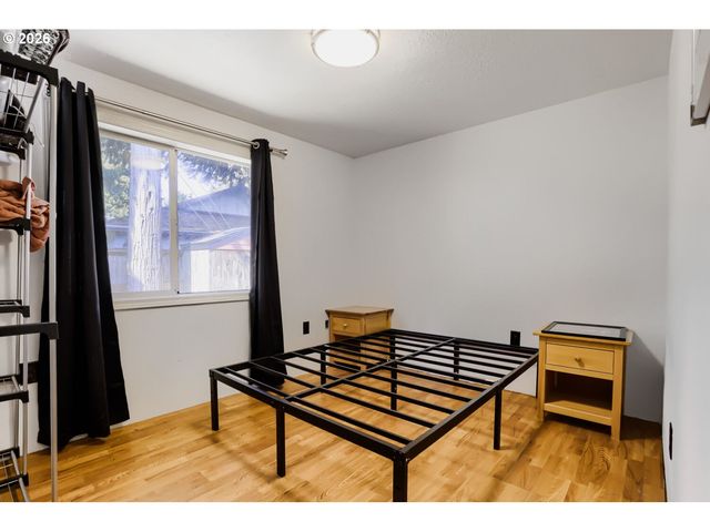 7817 Se STRAWBERRY Ln, Milwaukie, OR 97267