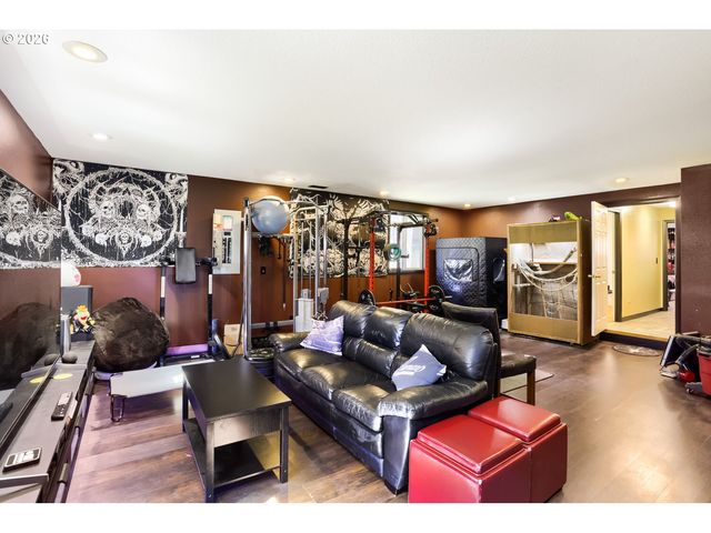 7817 Se STRAWBERRY Ln, Milwaukie, OR 97267