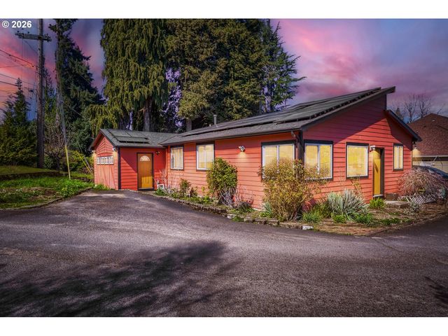 7817 Se STRAWBERRY Ln, Milwaukie, OR 97267