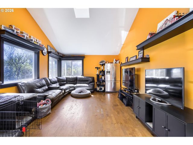 7817 Se STRAWBERRY Ln, Milwaukie, OR 97267