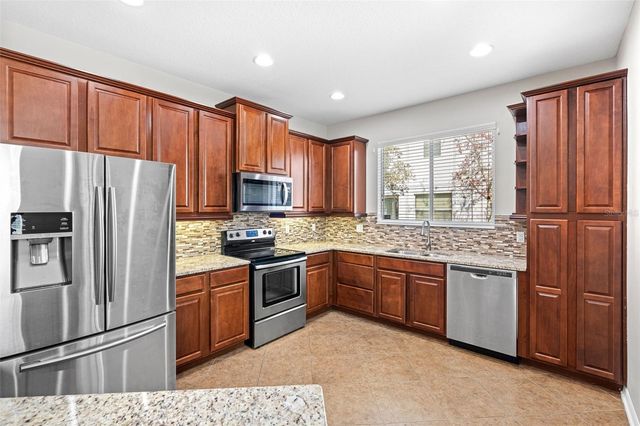 1976 SILVERWEED WAY, Oviedo, FL 32765