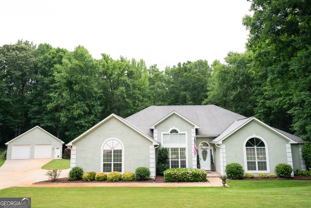 122 Colonial Court, Lagrange, GA 30240